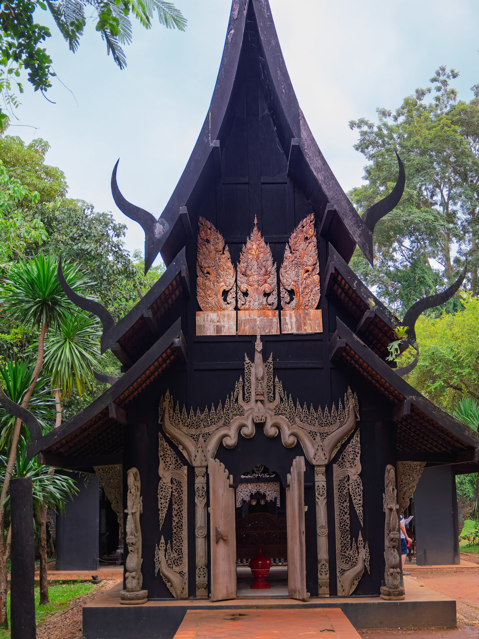 Chiang Rai - Baan Dam Museum or "Black Temple"