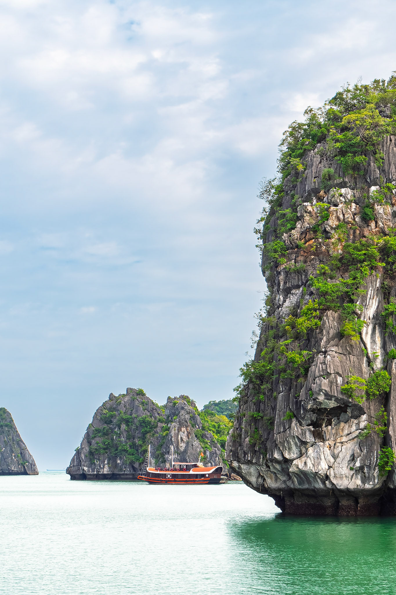 Cat Ba Island Boat Tour of Lan Ha Bay