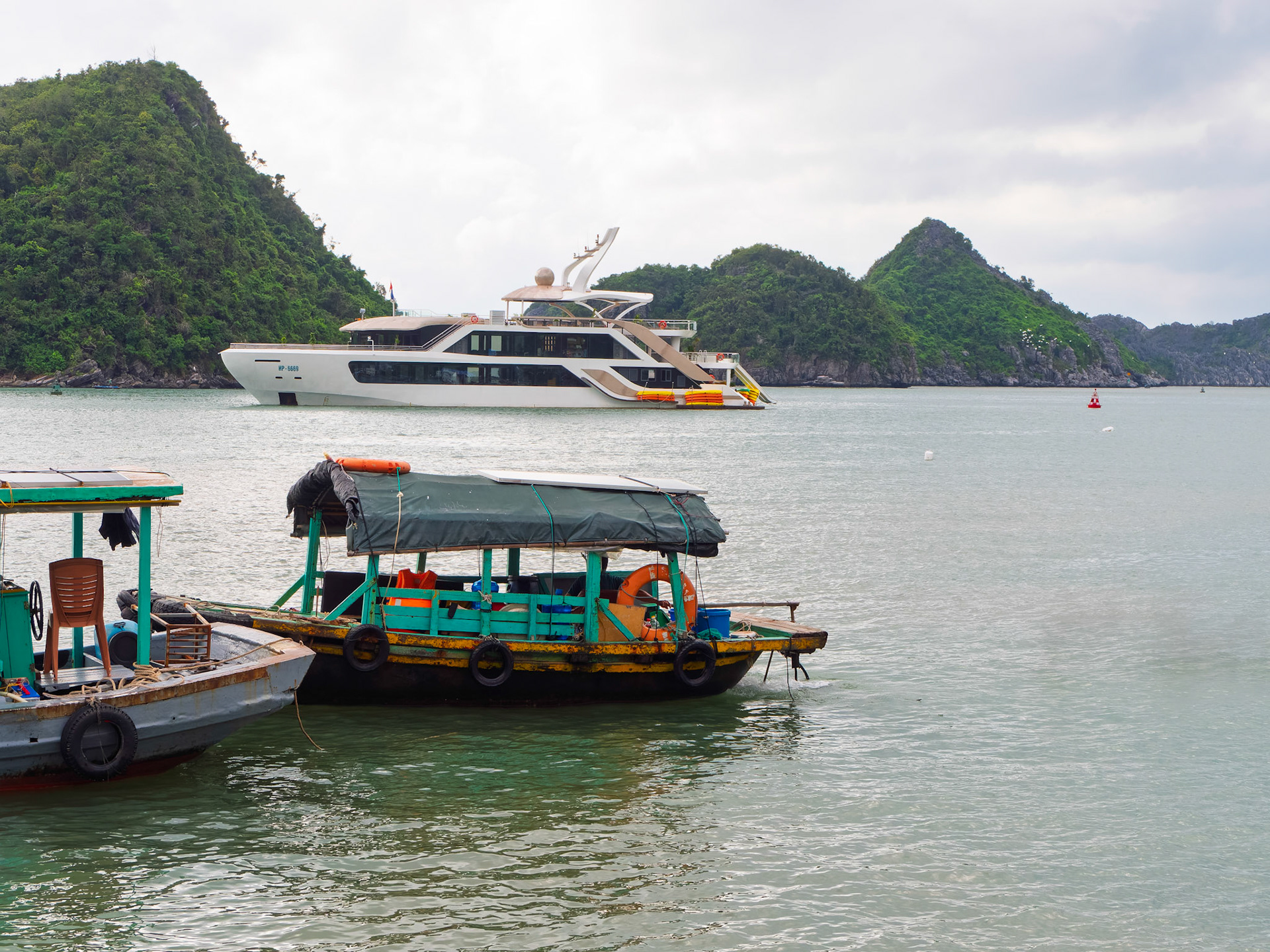 Cat Ba Island