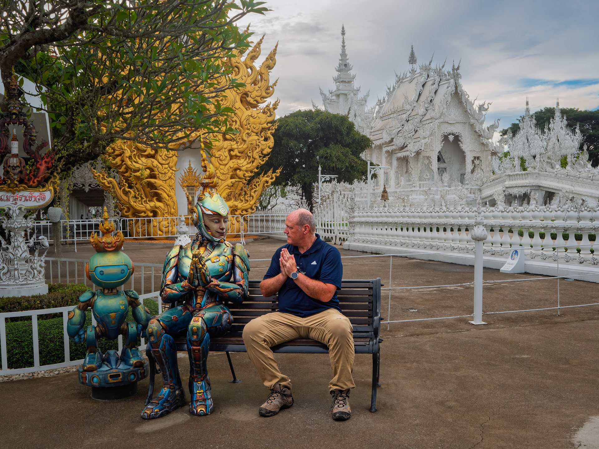 Chiang Rai - Wat Rong Khun or "White Temple"