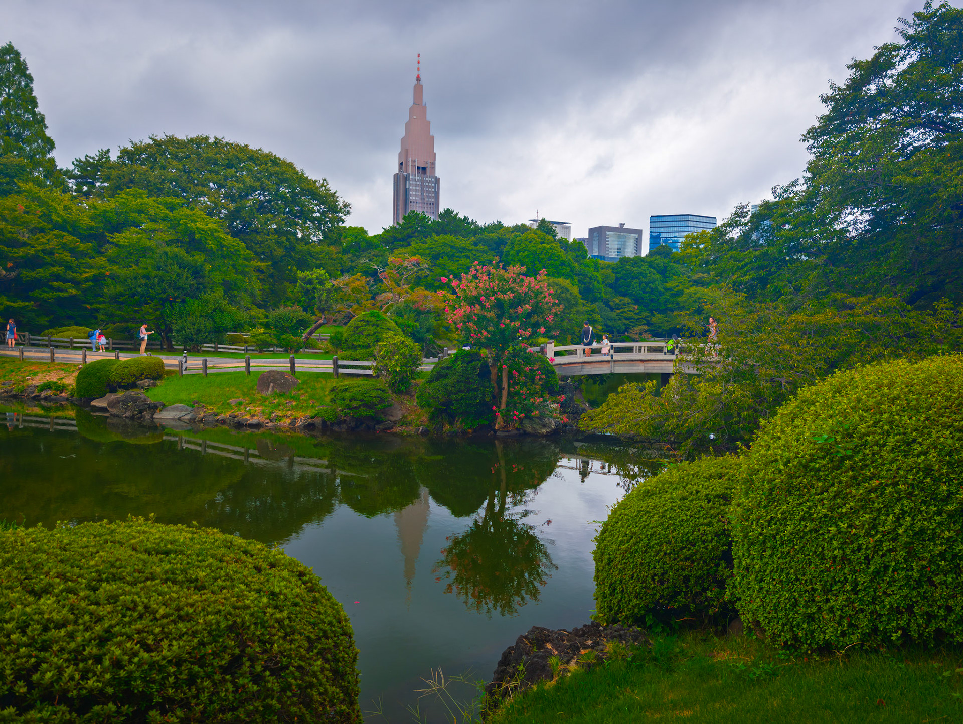 Shinjuku Gyoen National Garden