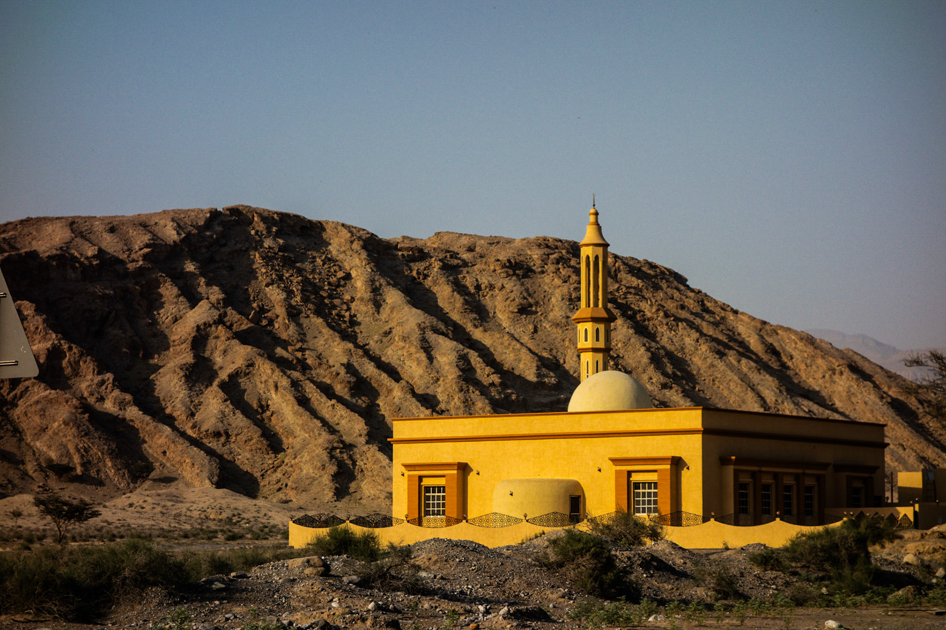 Mosque en route to Jabal Jais