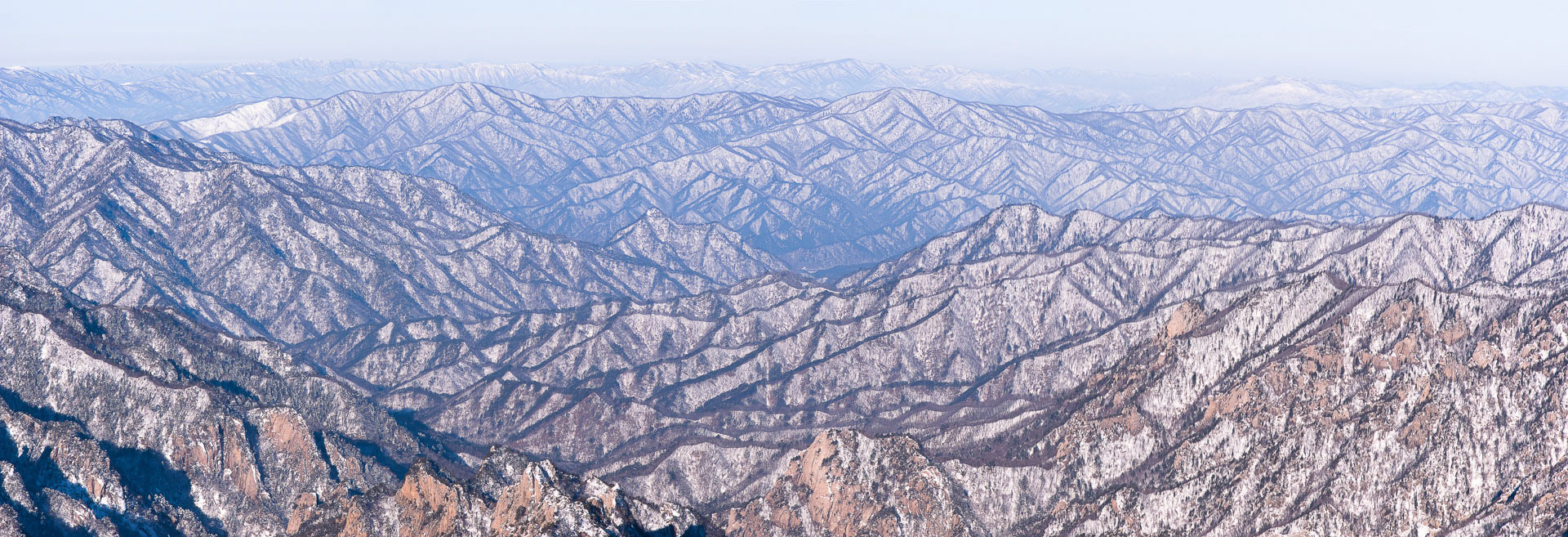 Views north from Daecheong-bong 1703m in Seorak-san, RoK (2012).