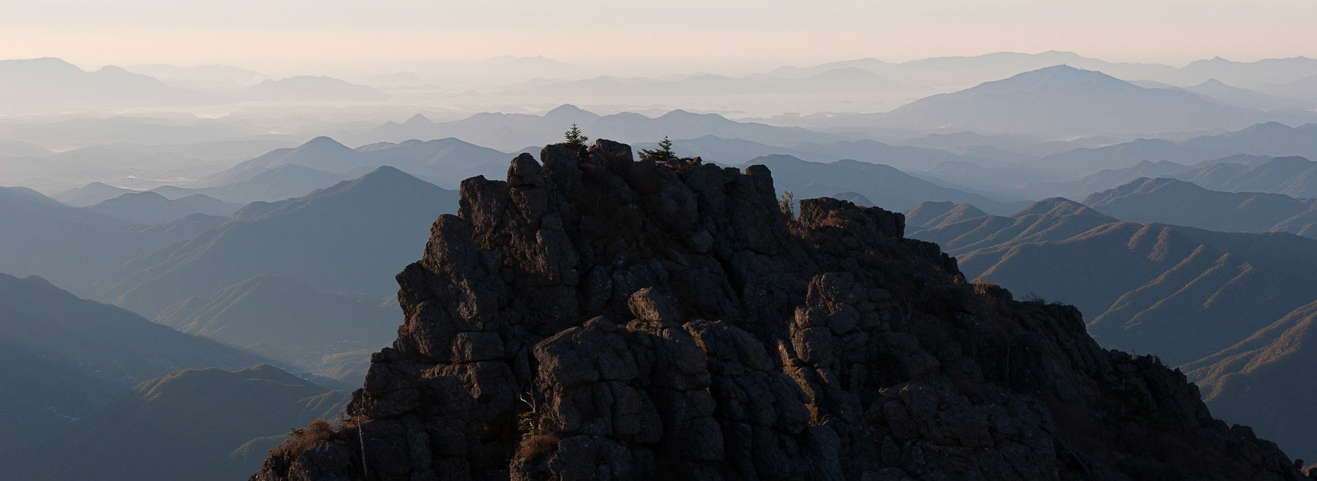 Ilchul-bong (sunrise peak) in Jiri-san, RoK (2012).