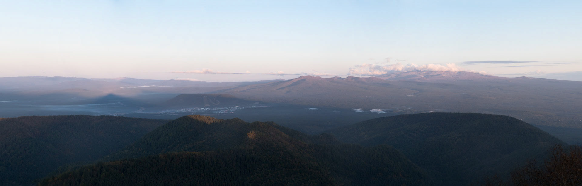 Paektu-san as seen from Dol-bong 2000m, Samjiyon-gun, Ryanggang-do, DPRK (2017). 
