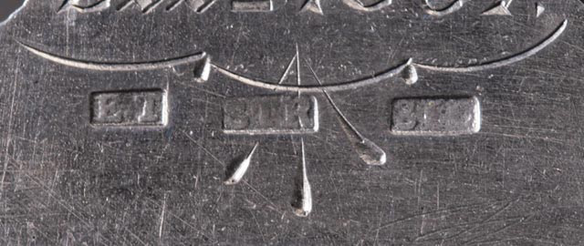 618