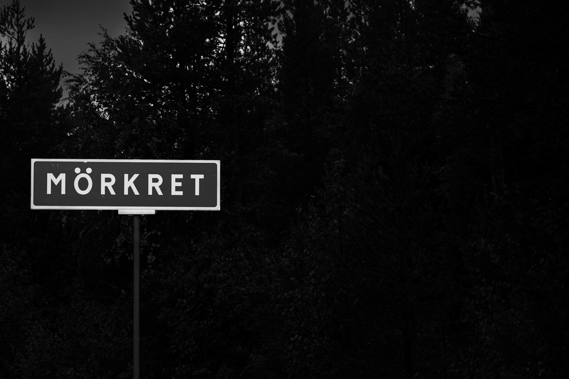 Mörkret = The Darkness