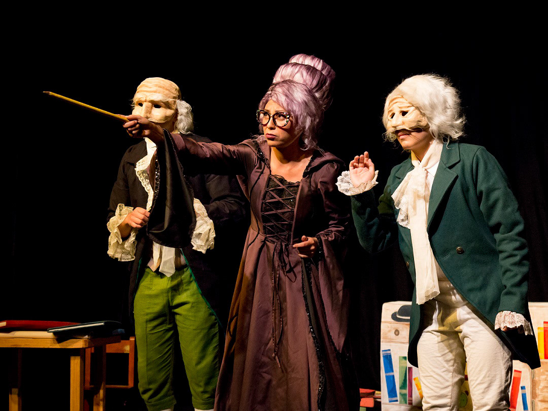 Obras de Teatro en Cine y Teatro Aya Hatariy, Norte de Quito (2013-2019).