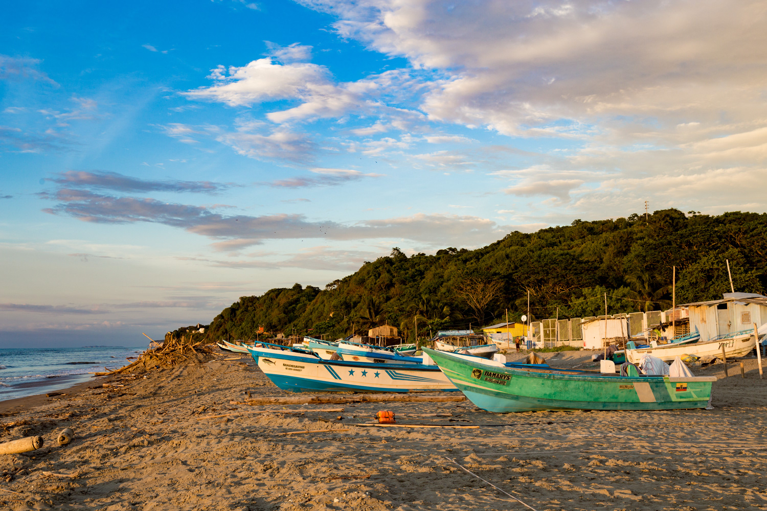 Playas de Bellavista, cantón Jama.