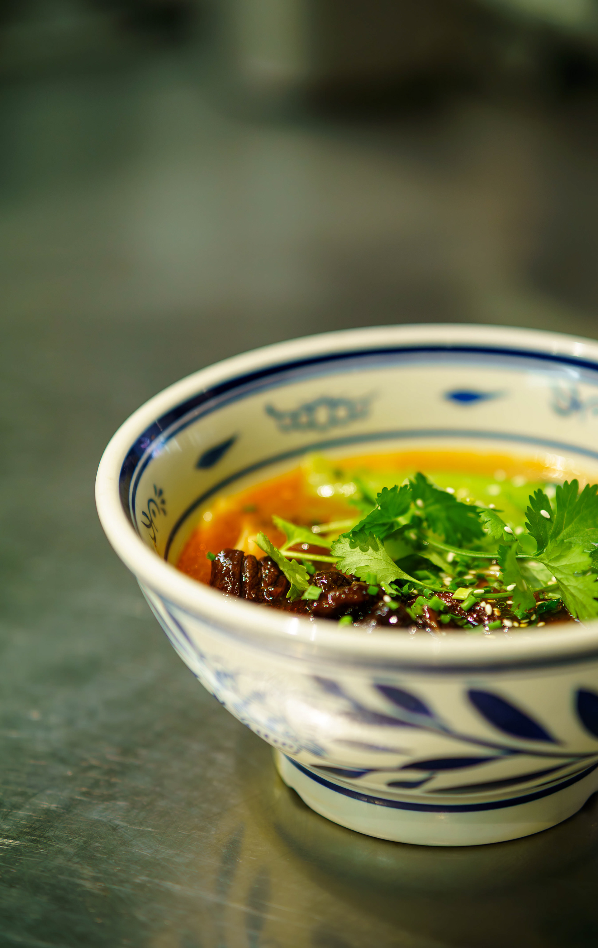 Atmosphärische Aufnahmen des modernen Asia-Restaurants Jin’s Noodle Bar