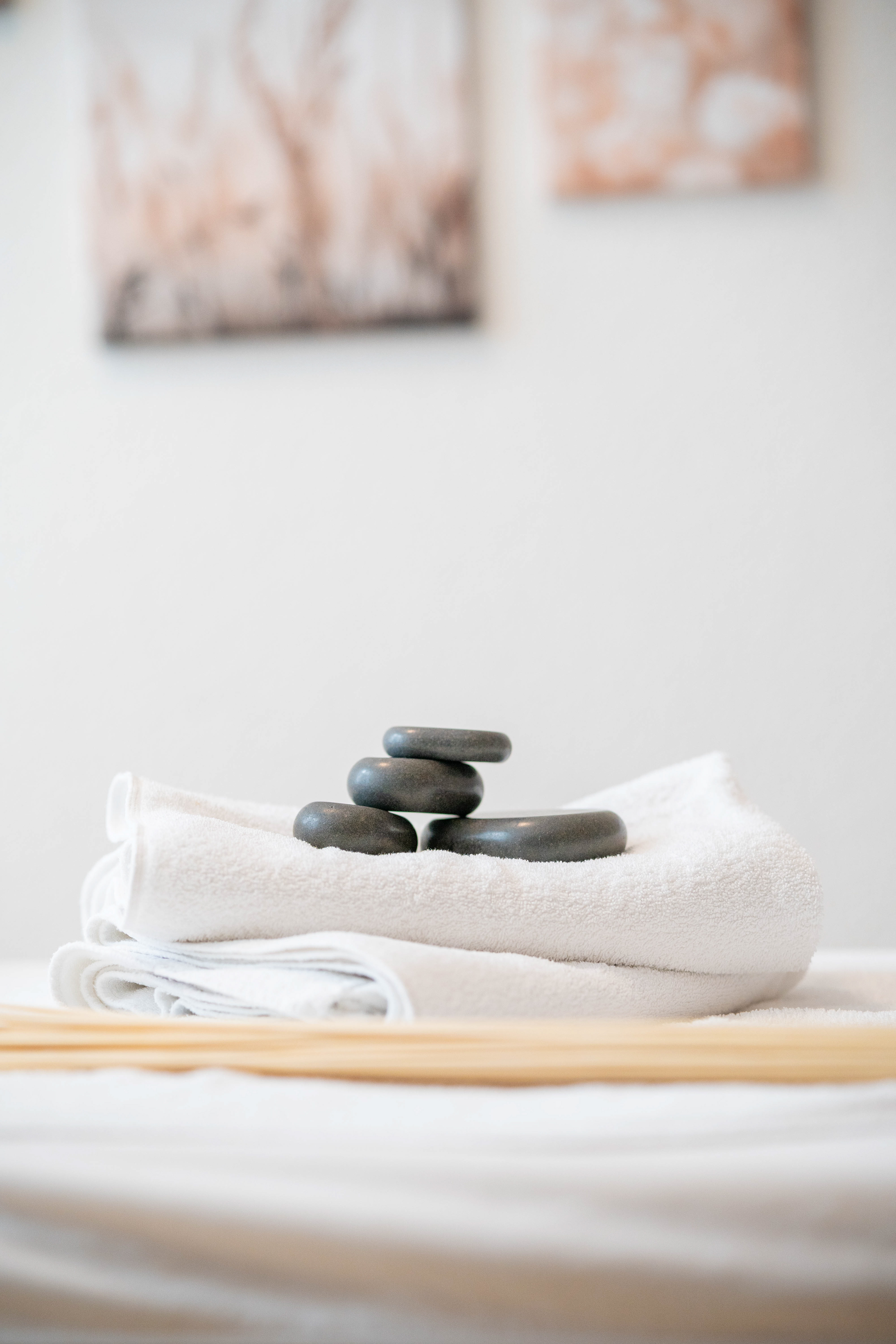 ochwertige Massage- und Wellnessfotografie – Hotel Krone Wiechs in Schopfheim