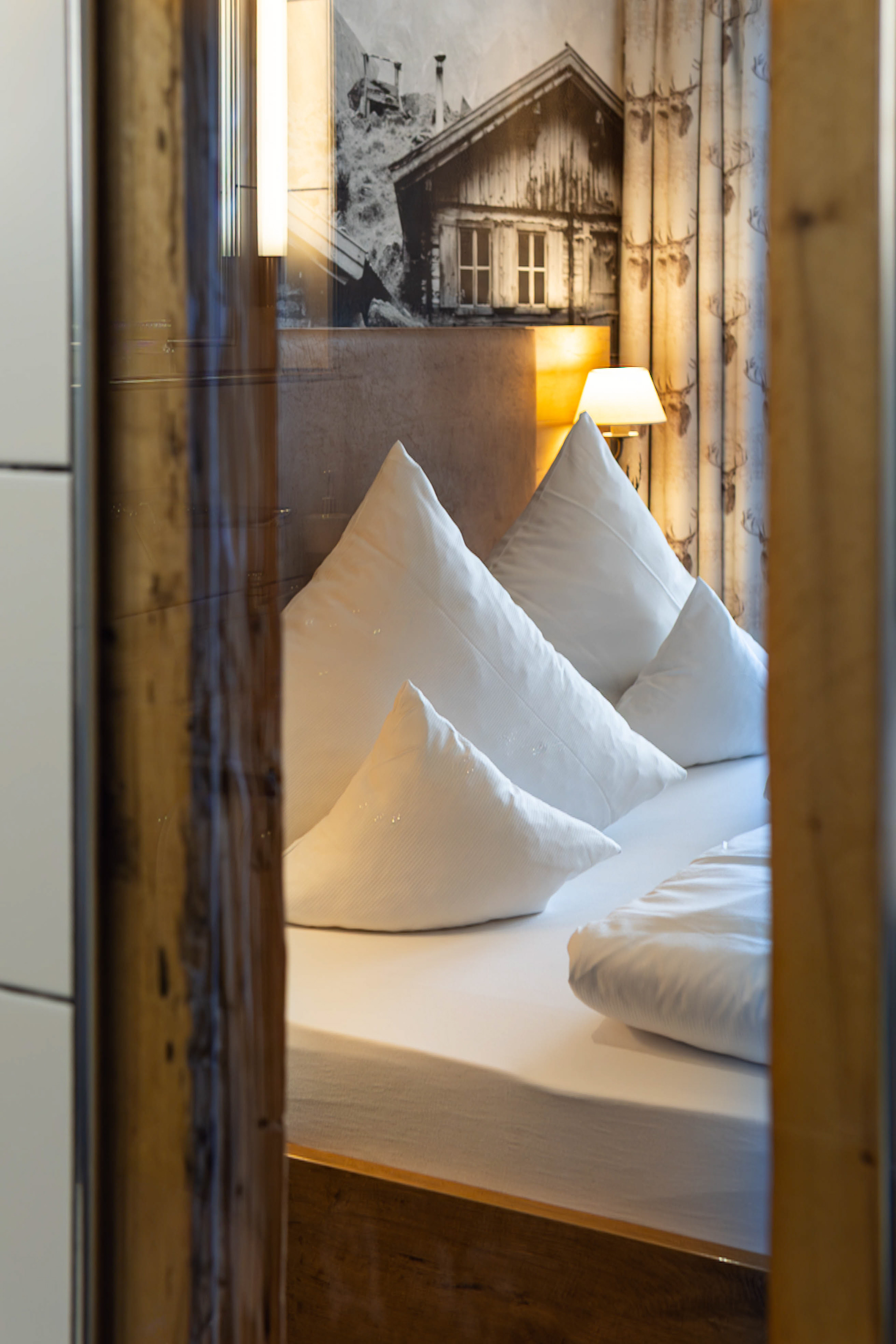 Moderne und einladende Zimmerfotografie – Hotel Krone Wiechs