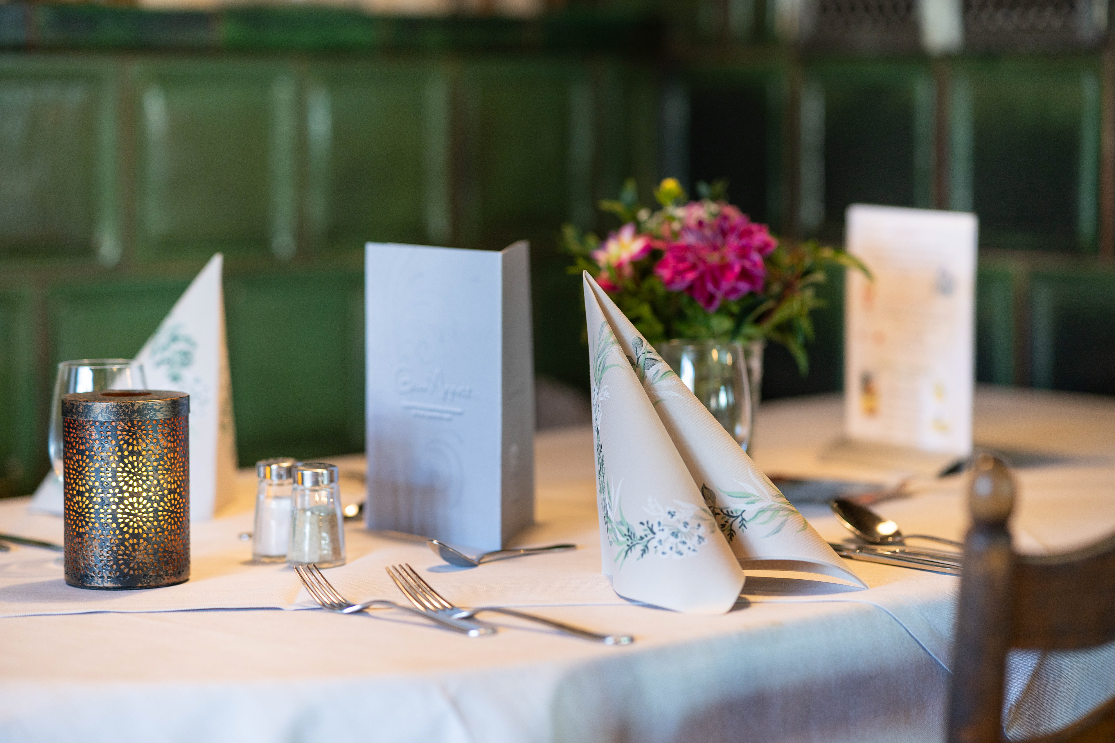 Detailfotografie des Restaurantinterieurs – Hotel Krone Wiechs Schopfheim