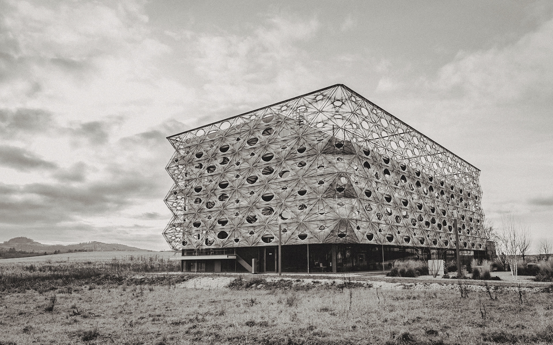 48/2025 - Architecture