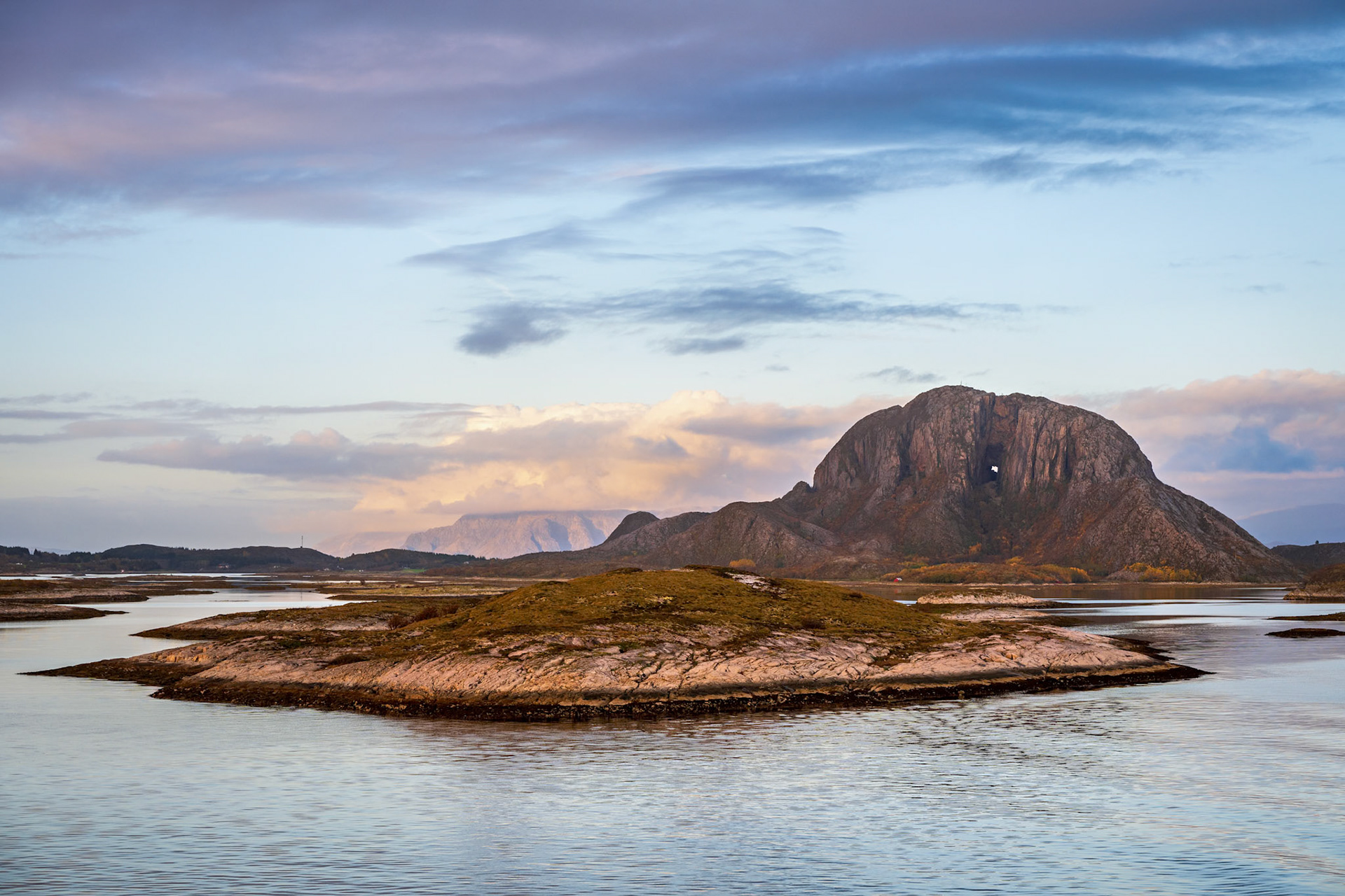 Torghatten - Berg mit Loch