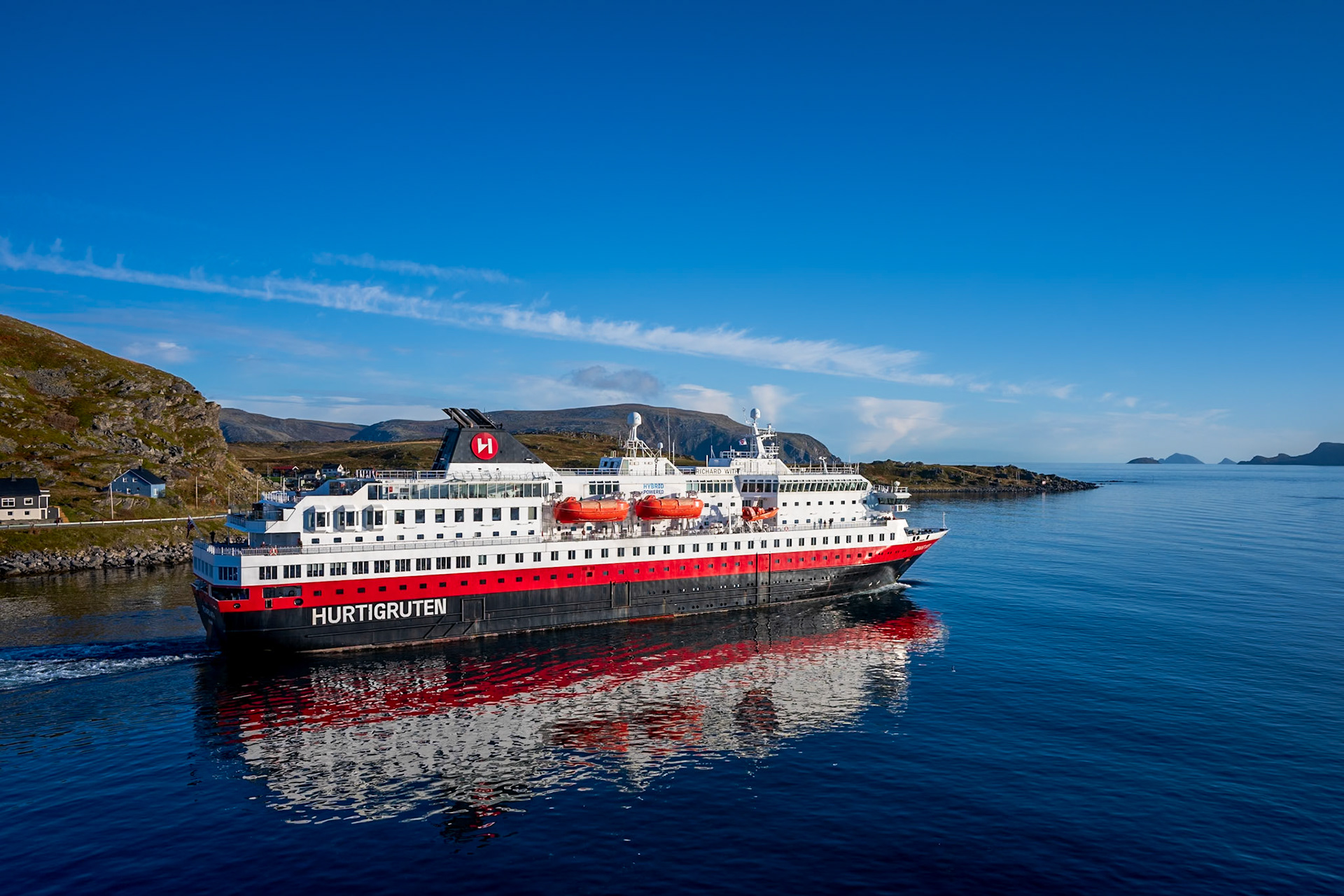 Hurtigruten Richard With