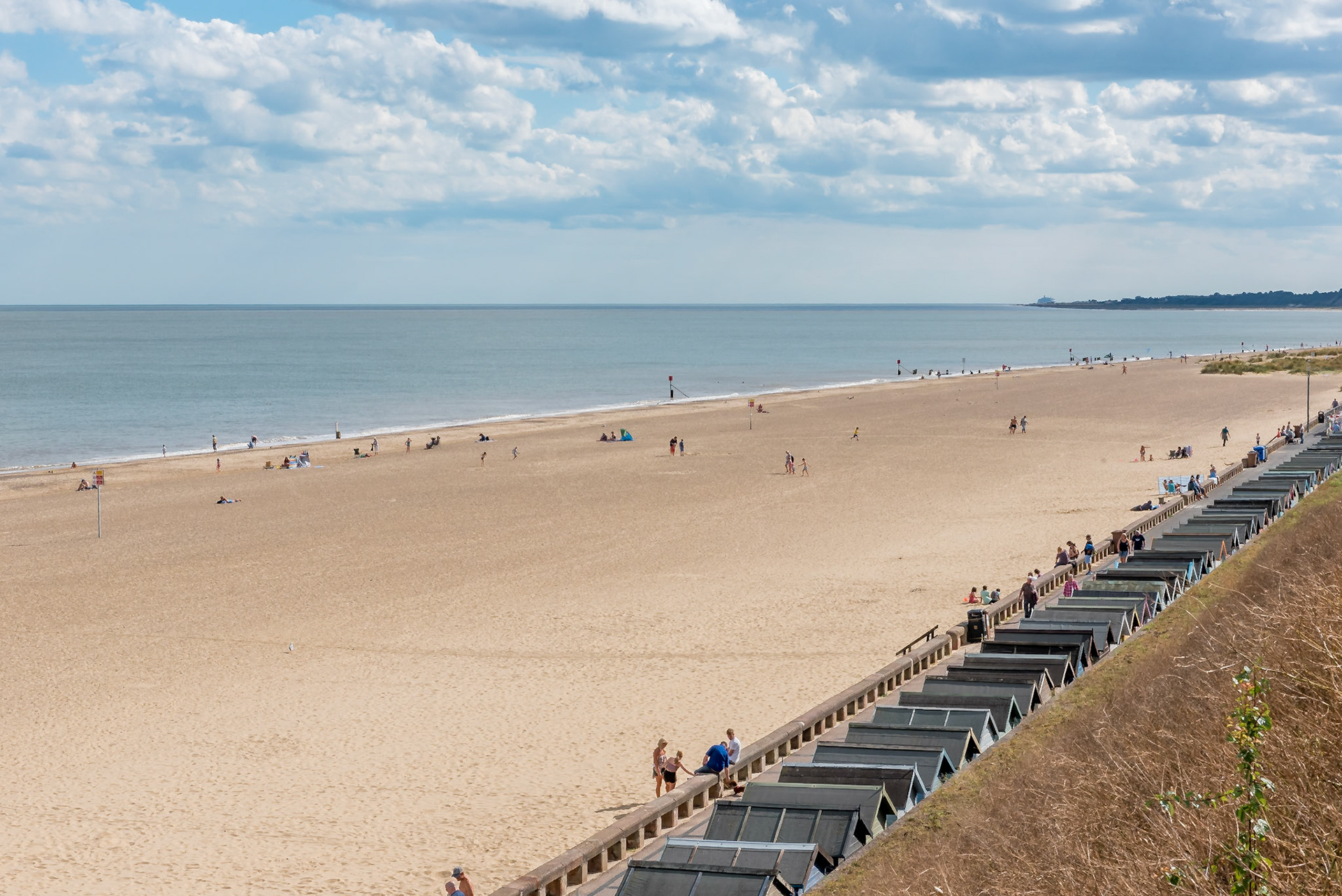 ©petereyles PEF3198 Lowestoft South Beach