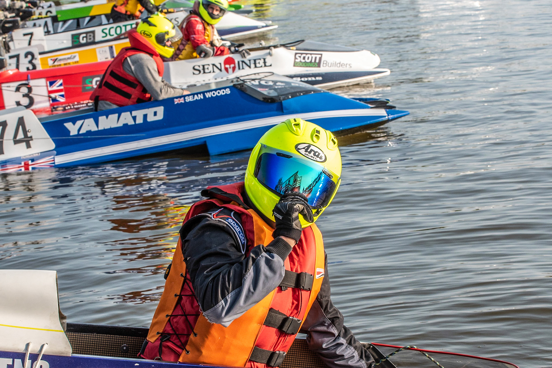 ©petereyles PED6712 Waiting for the race to start