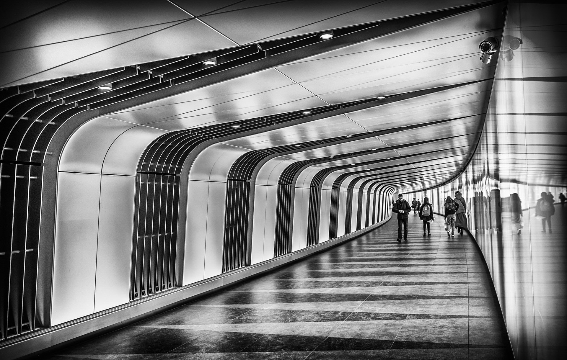 ©petereyles PEA0630M Kings Cros Station, Light Tunnel