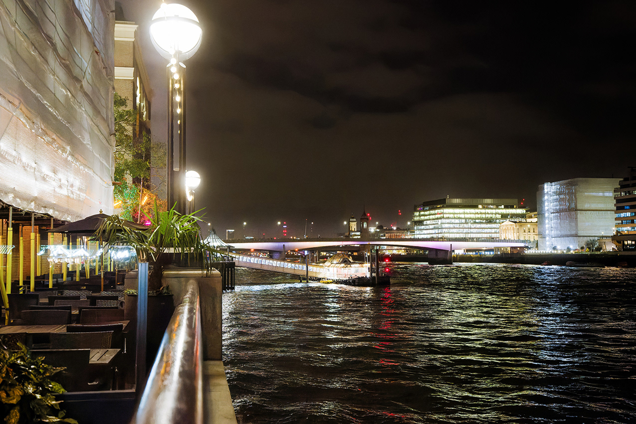 London Bridge.