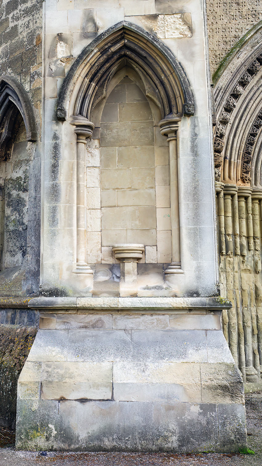 07-04-23 - Priory Church.