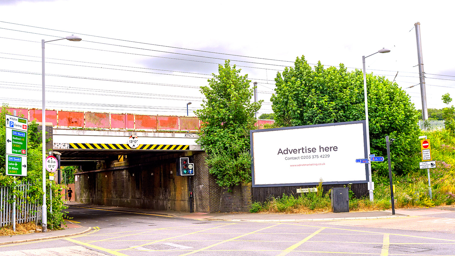 26-06-23 - Advertise here.