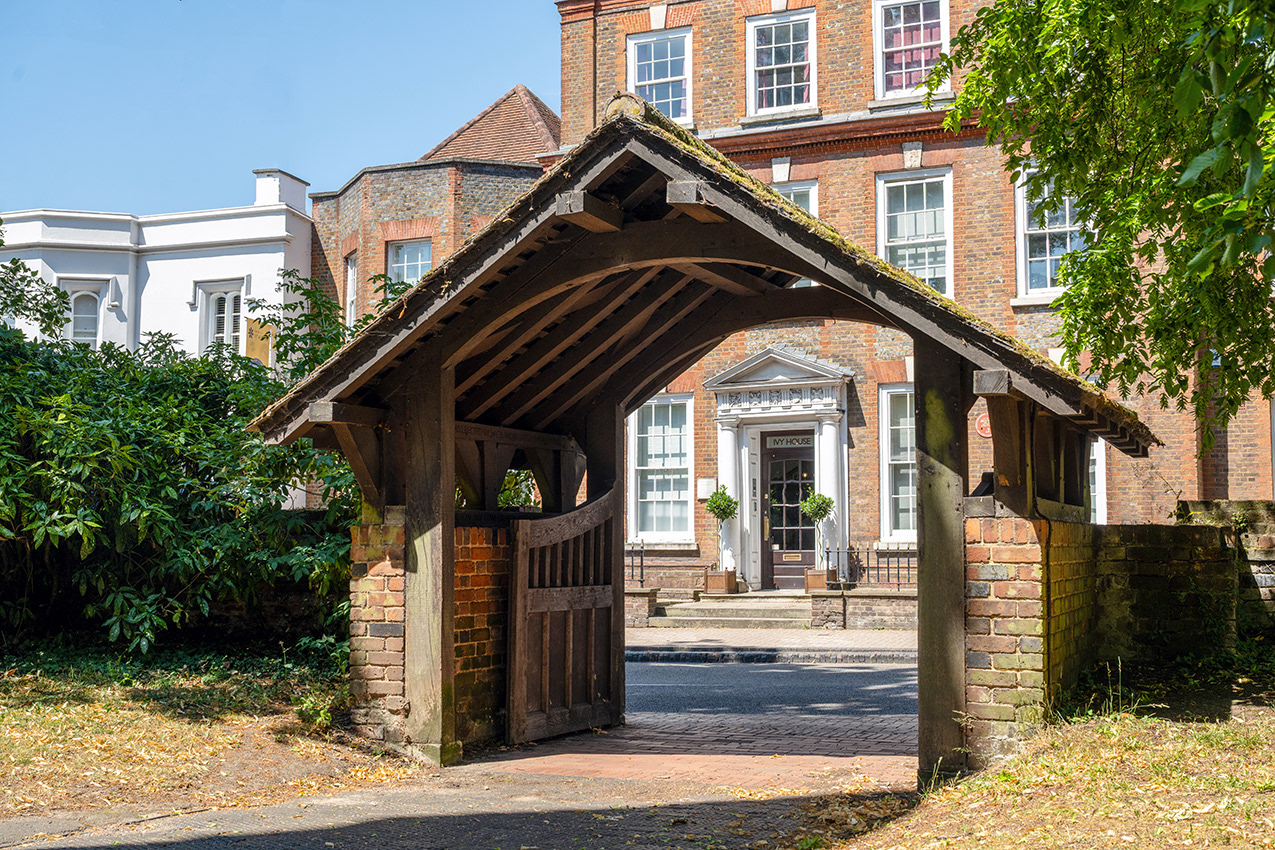 11-07-26 - Archway.