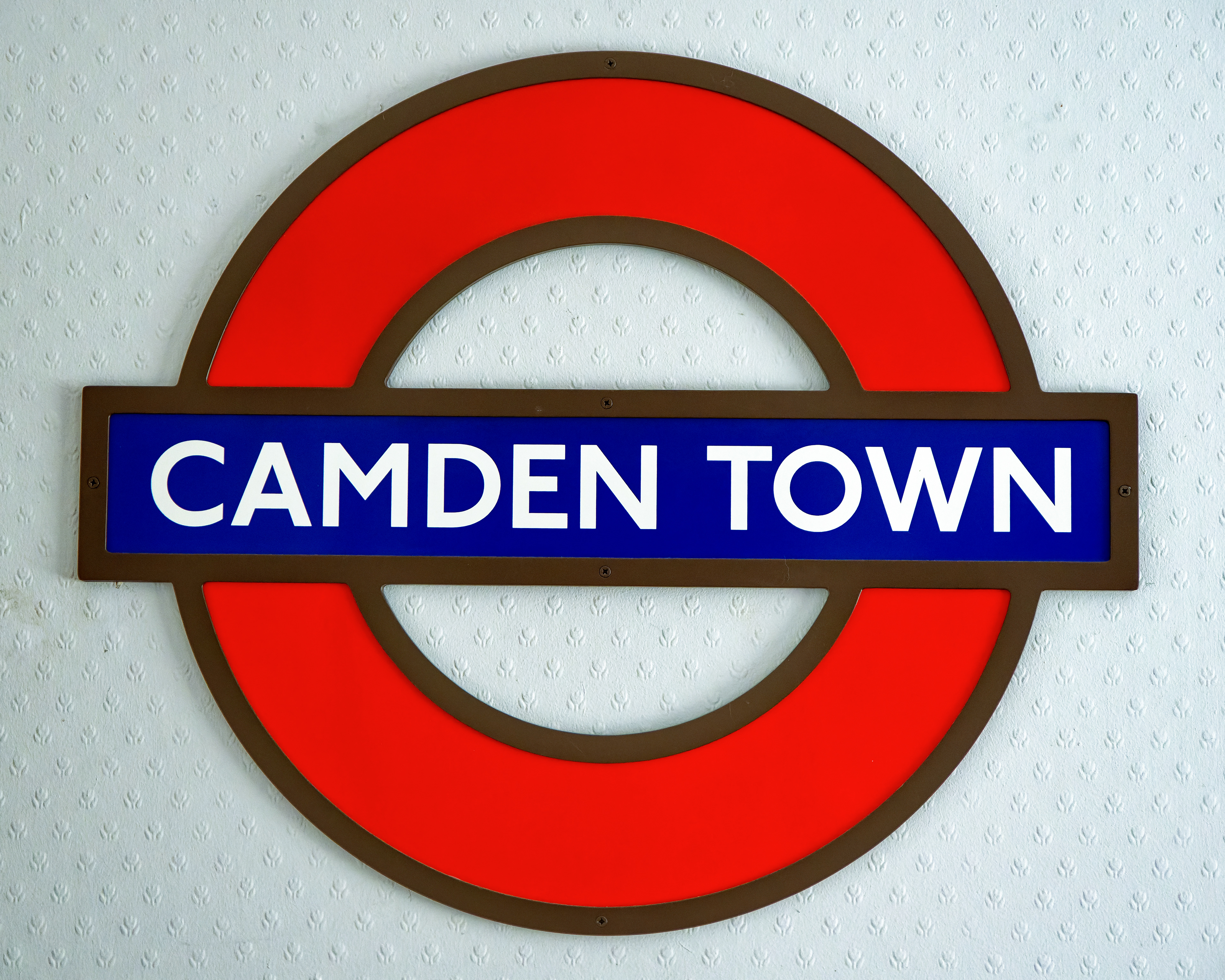 20-02-23 - -In my lounge.