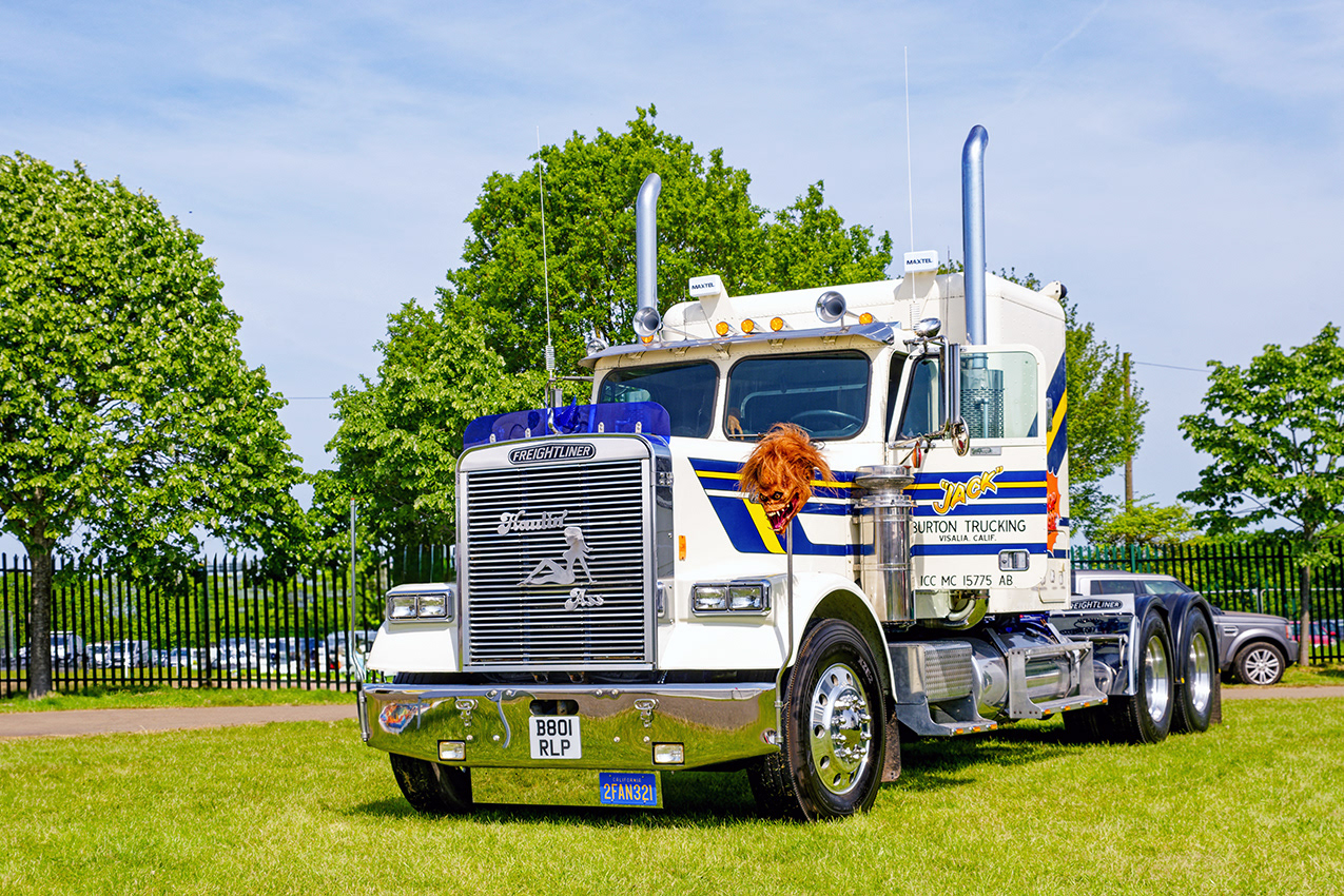 28-05-23 - Freightliner.