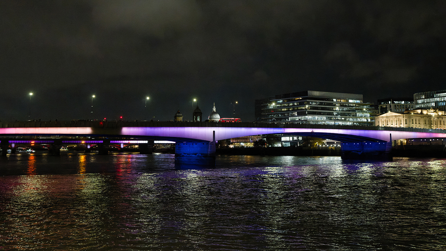 London Bridge.