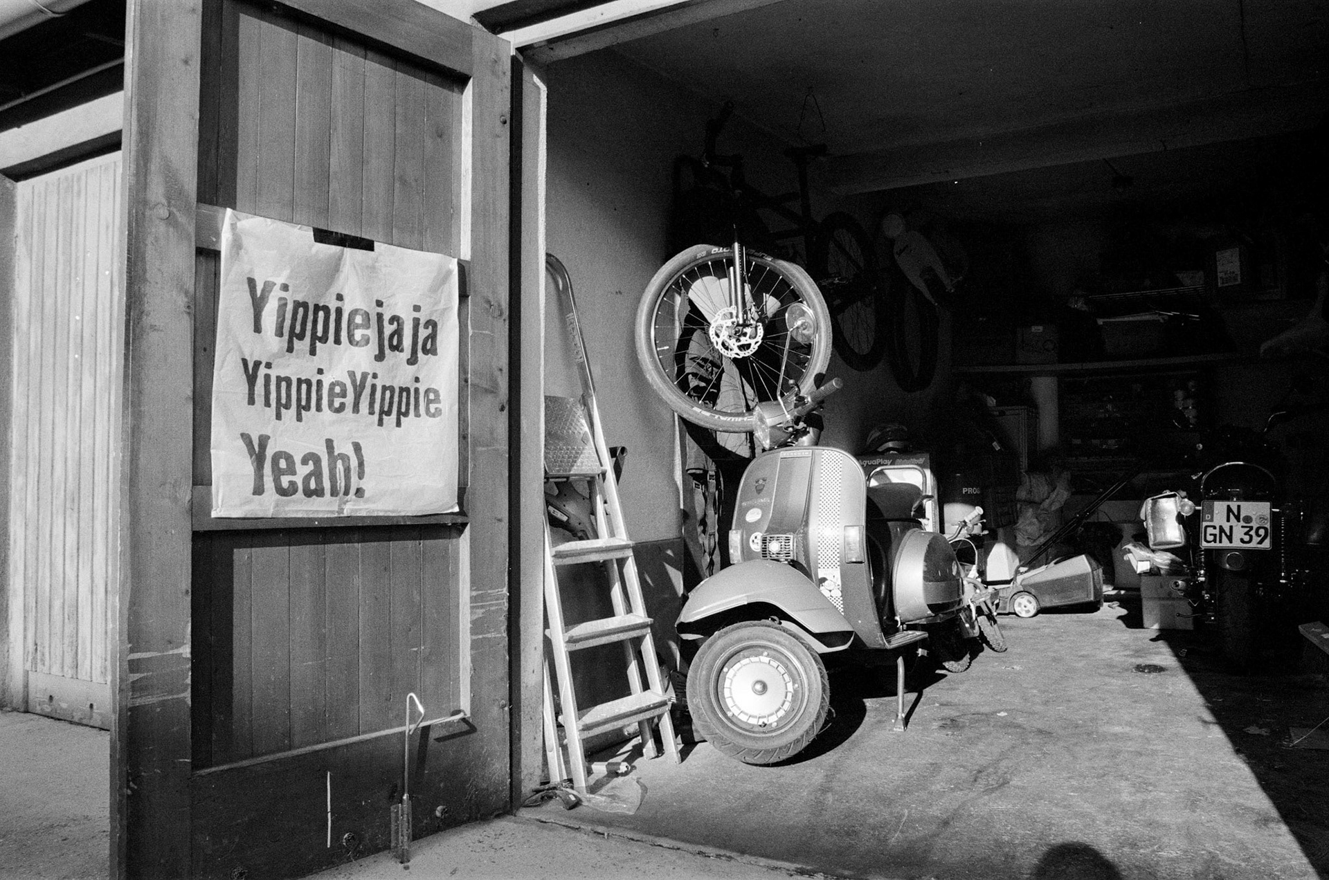 Erwachsen sein ist langweilig (Kodak T-MAX 400)