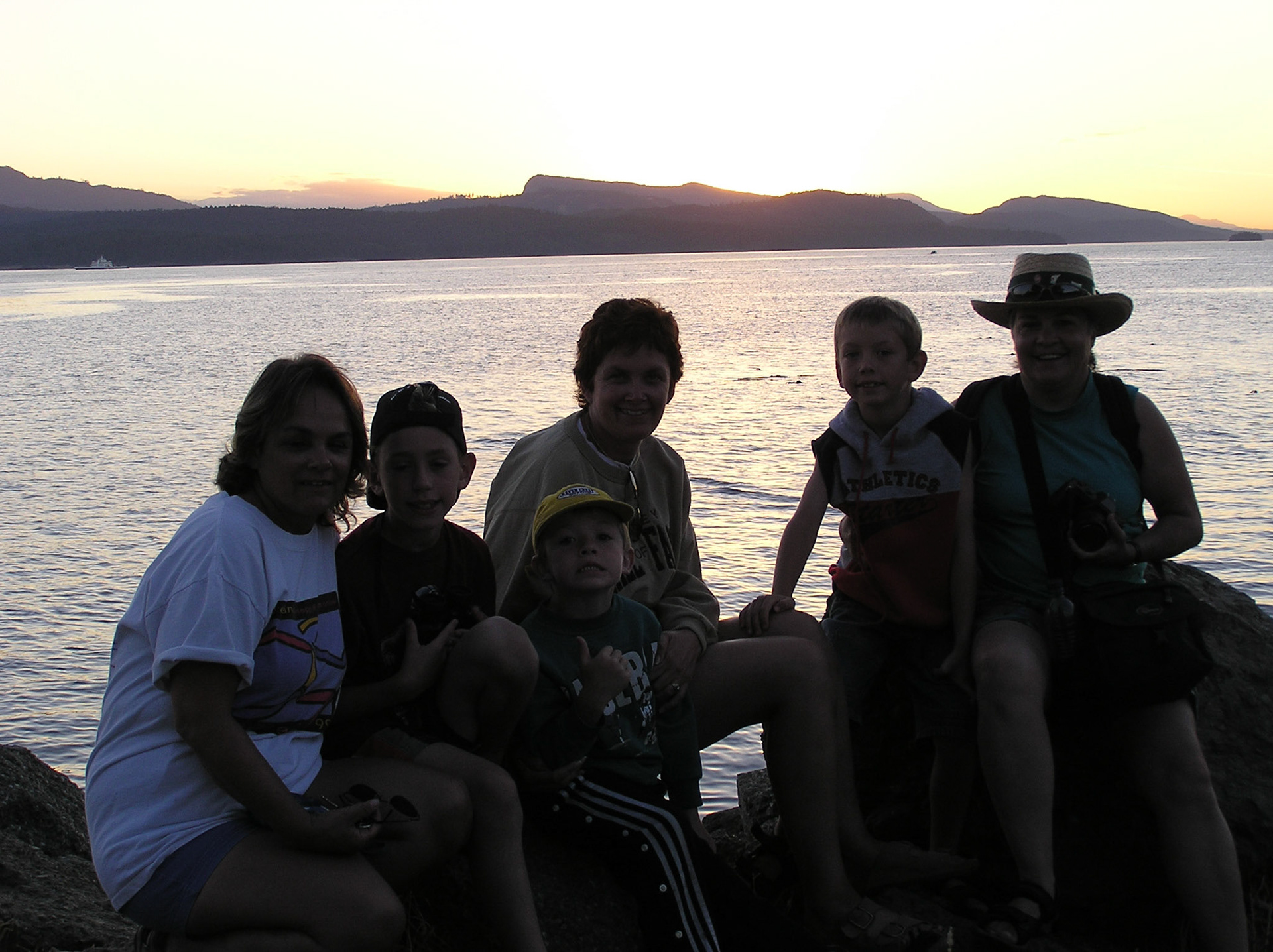 OLYMPUS DIGITAL CAMERA