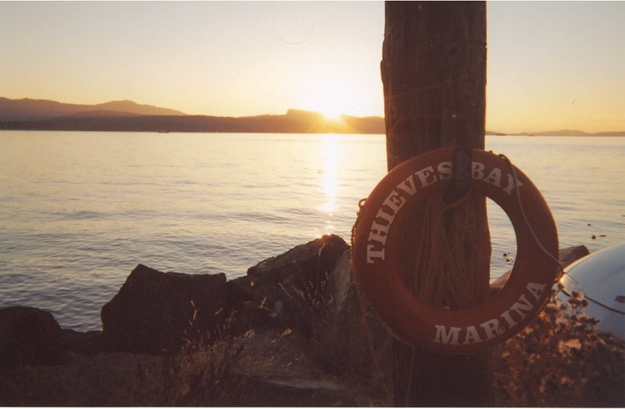 Thieves Bay 2003 Pender Island Vacation
