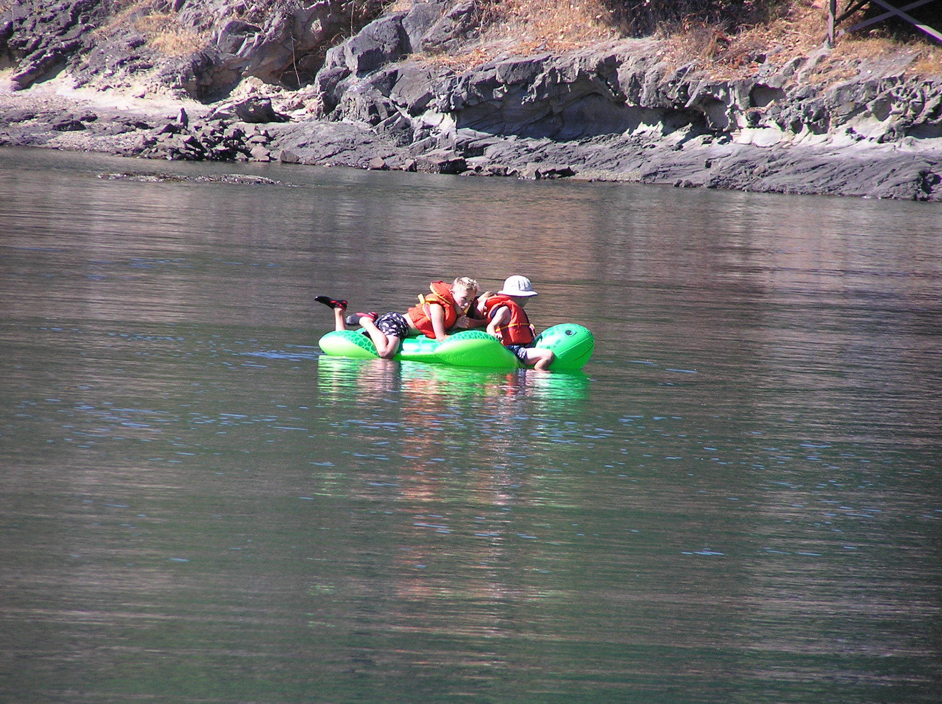 OLYMPUS DIGITAL CAMERA