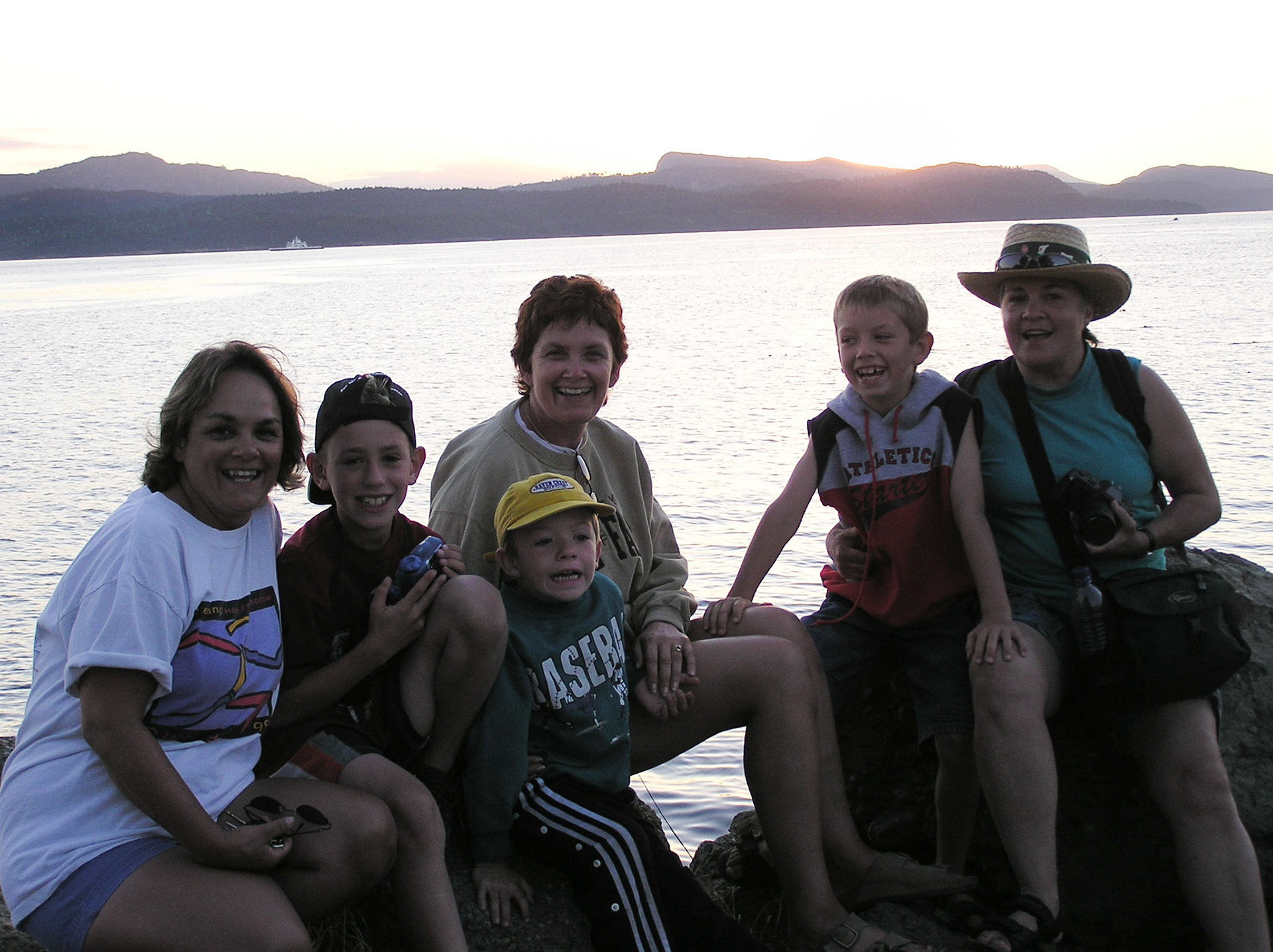 OLYMPUS DIGITAL CAMERA