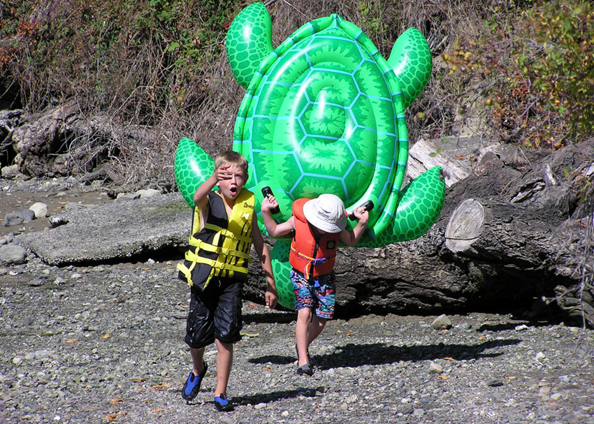 Thieves Bay 2003 Pender Island Vacation