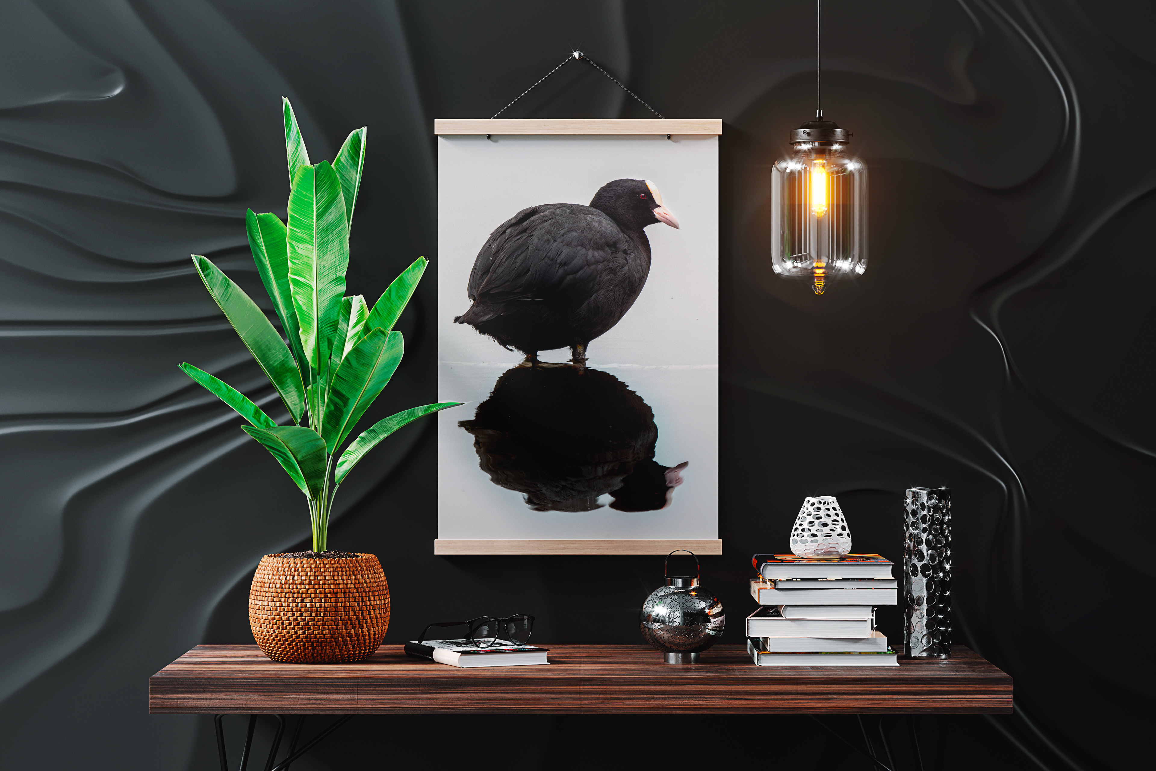 Sur un miroir d’eau, ce foulque macroule se tient immobile, presque en méditation. Un instant suspendu entre silence, symétrie et observation du monde. Photographie animalière, captée en Suisse romande – lumière naturelle, sans retouche. Tirage disponible sur toile textile suspendue, Dibond mat ou papier fine art.