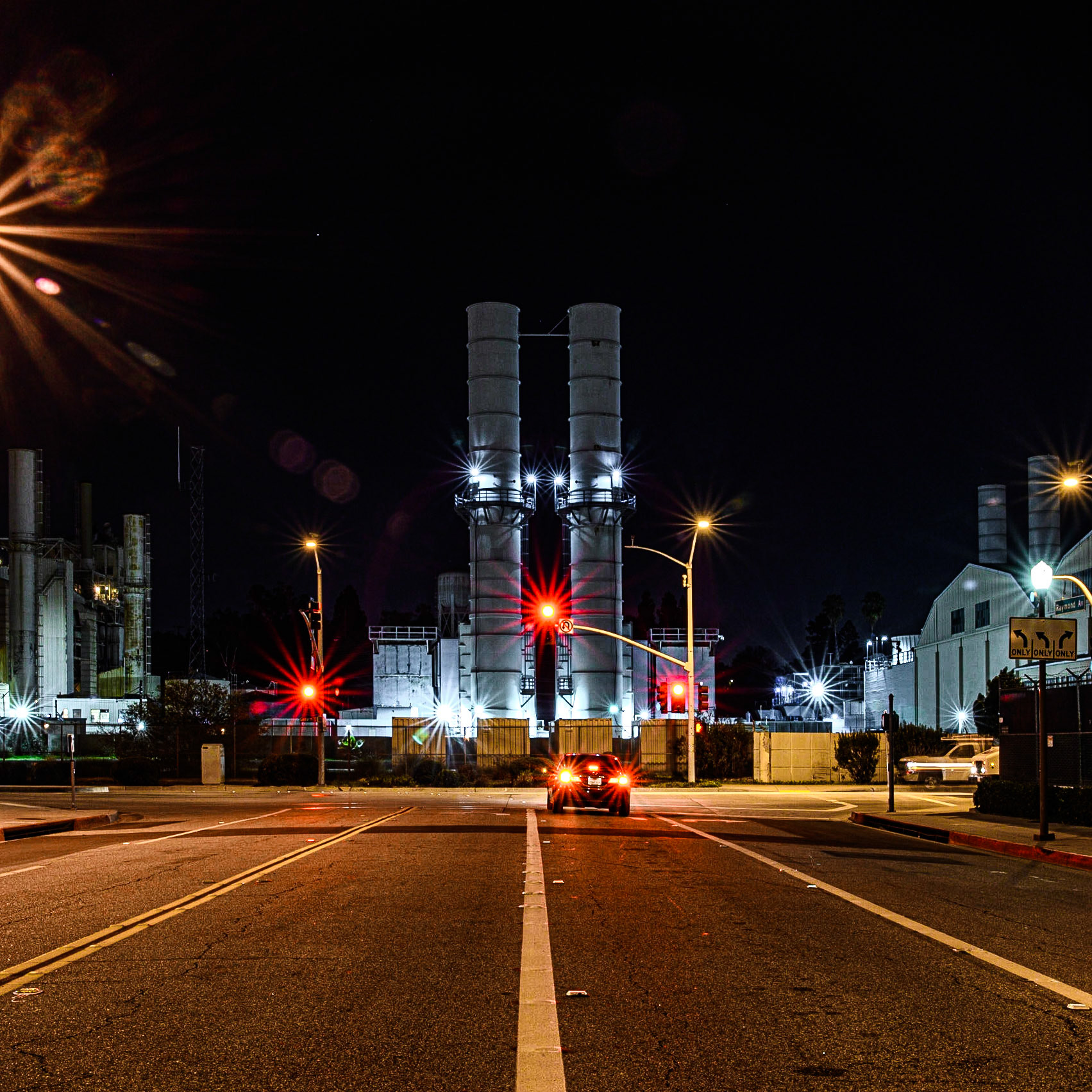 Raymond Ave