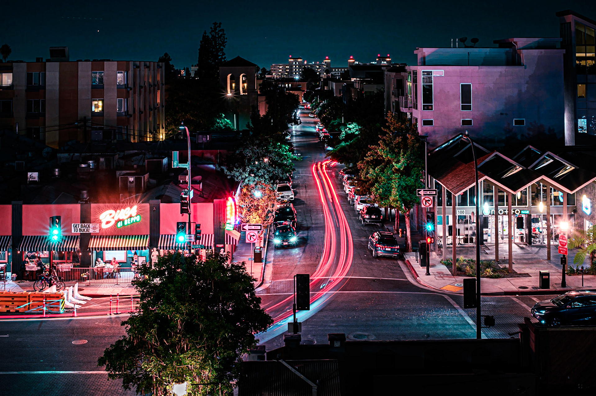 Busy Night in Old Town