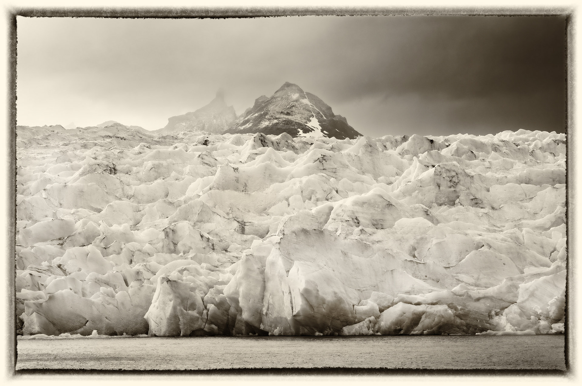 15 Grey Lake