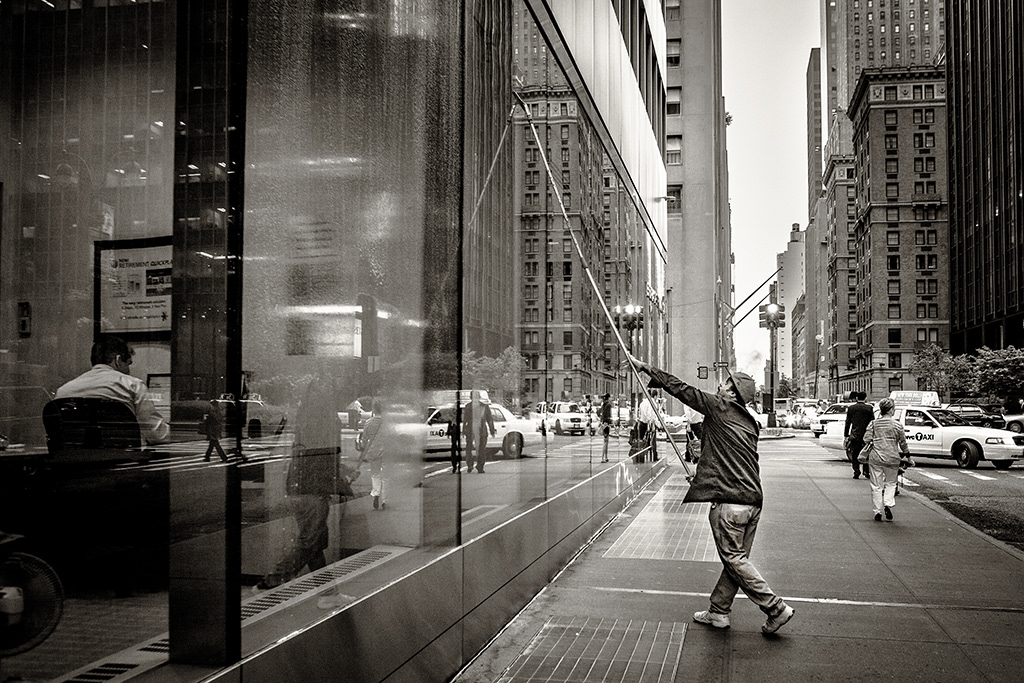 34.  6th Ave