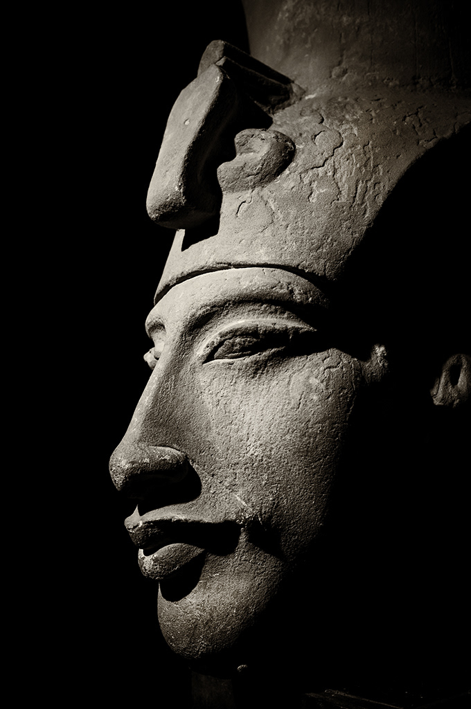 Akhenaton