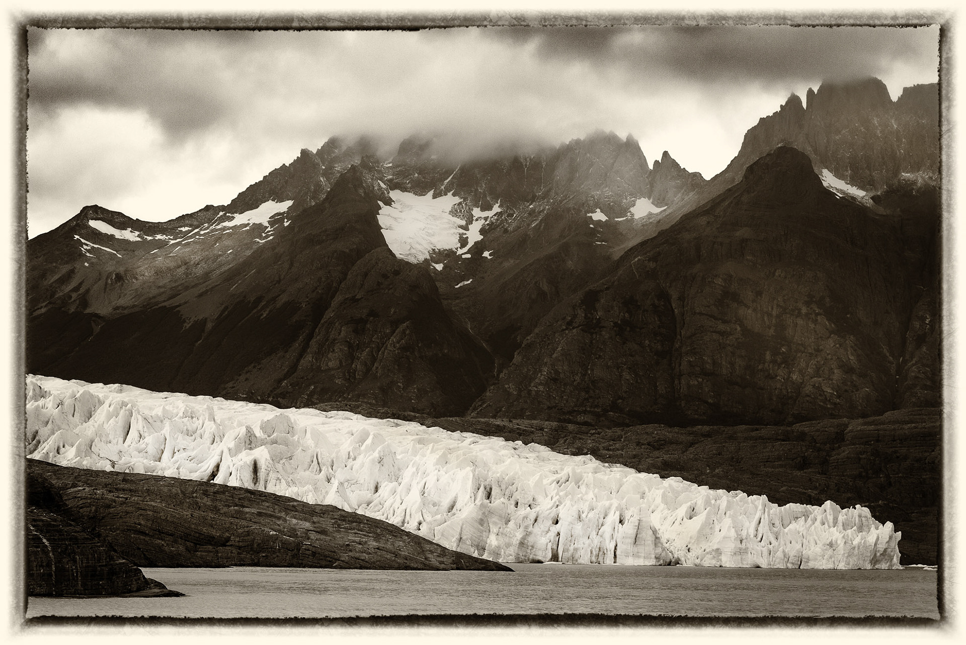 10 Grey Lake