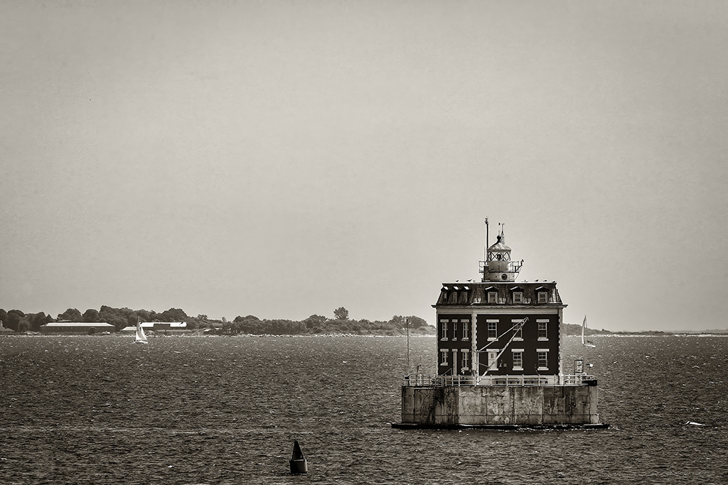 New London Ledge Light