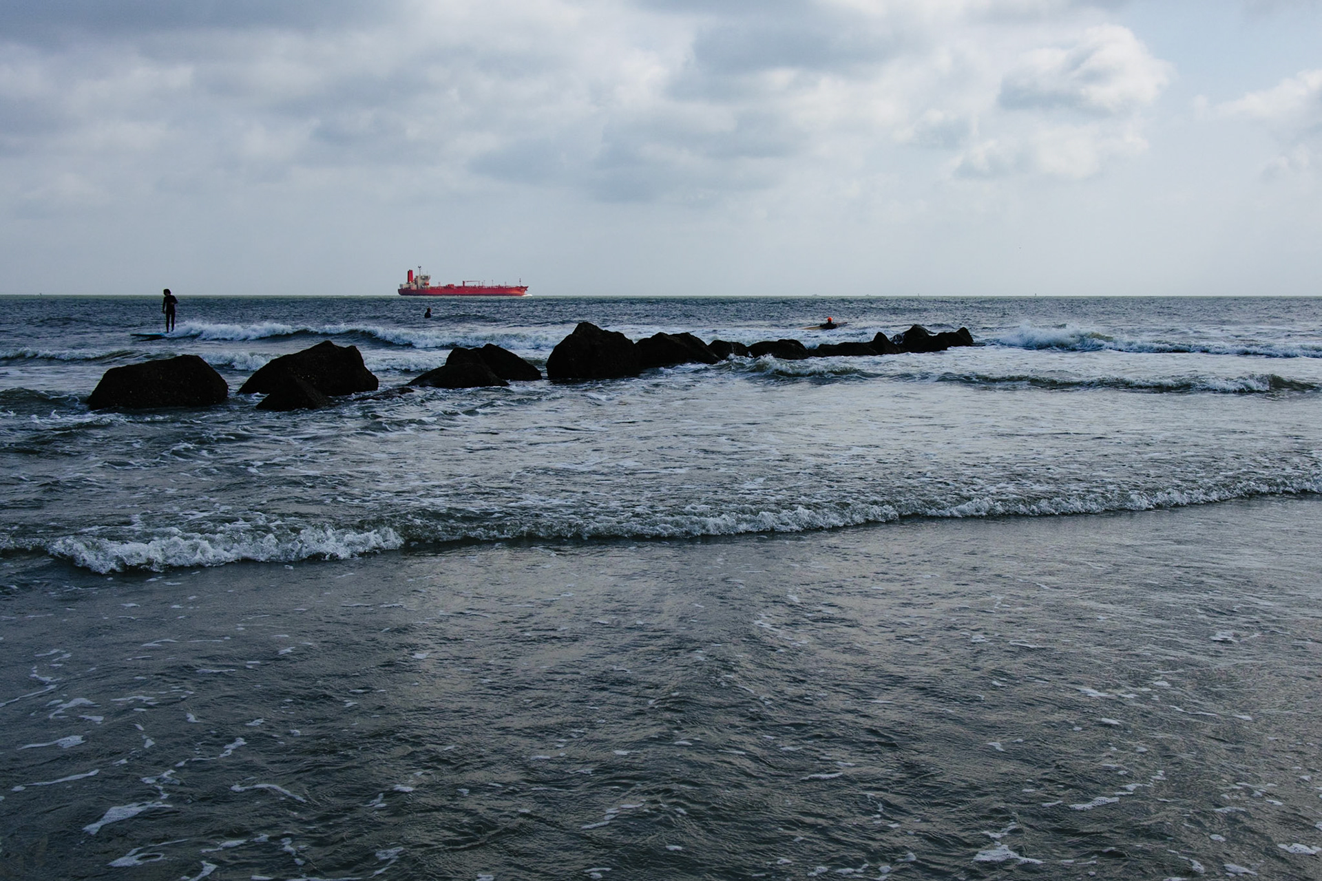 Surfing Cargo
