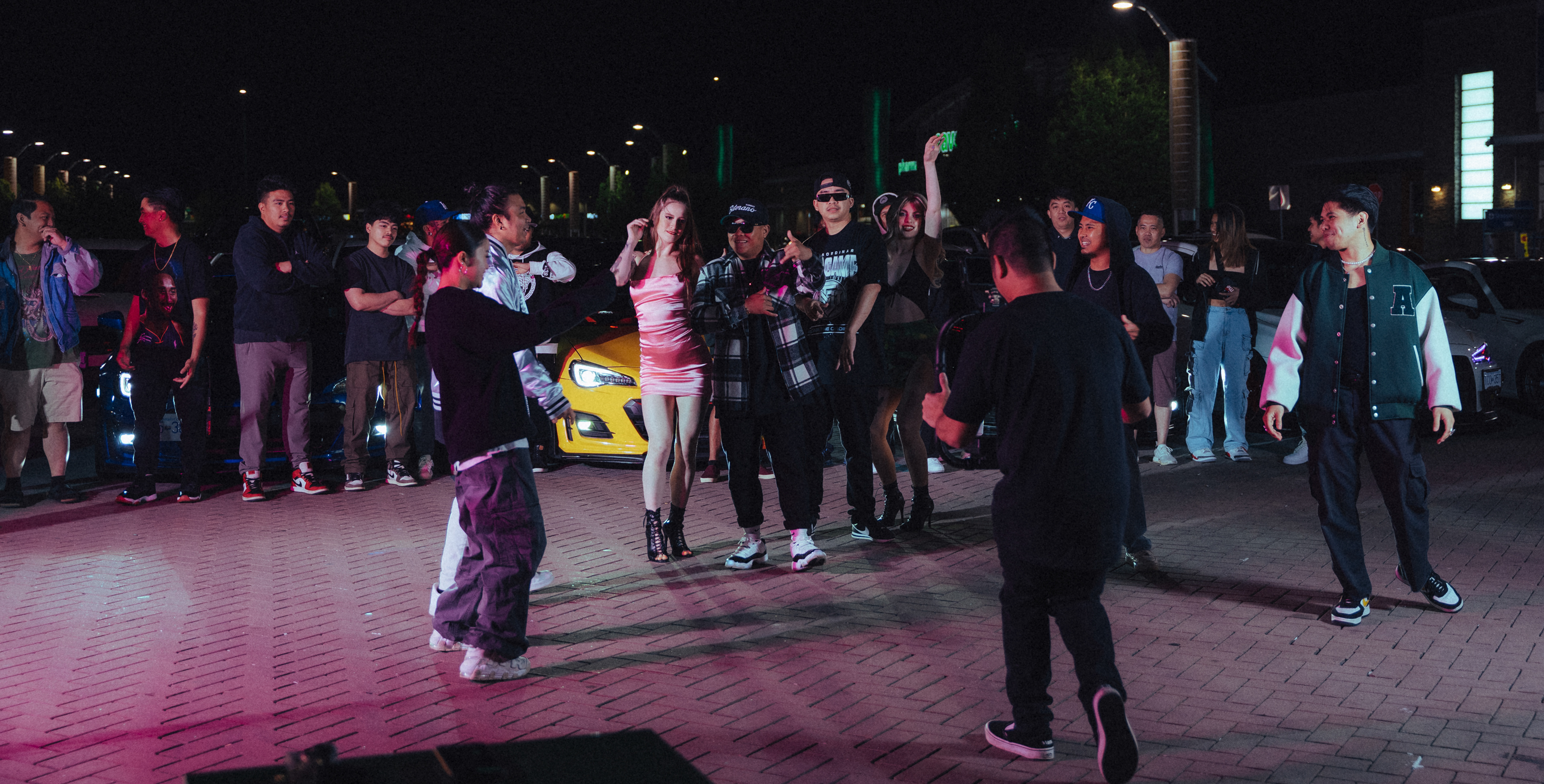 SHAKE THAT | PENNZYY FEAT. CHASE, NIK MAKINO (2023)