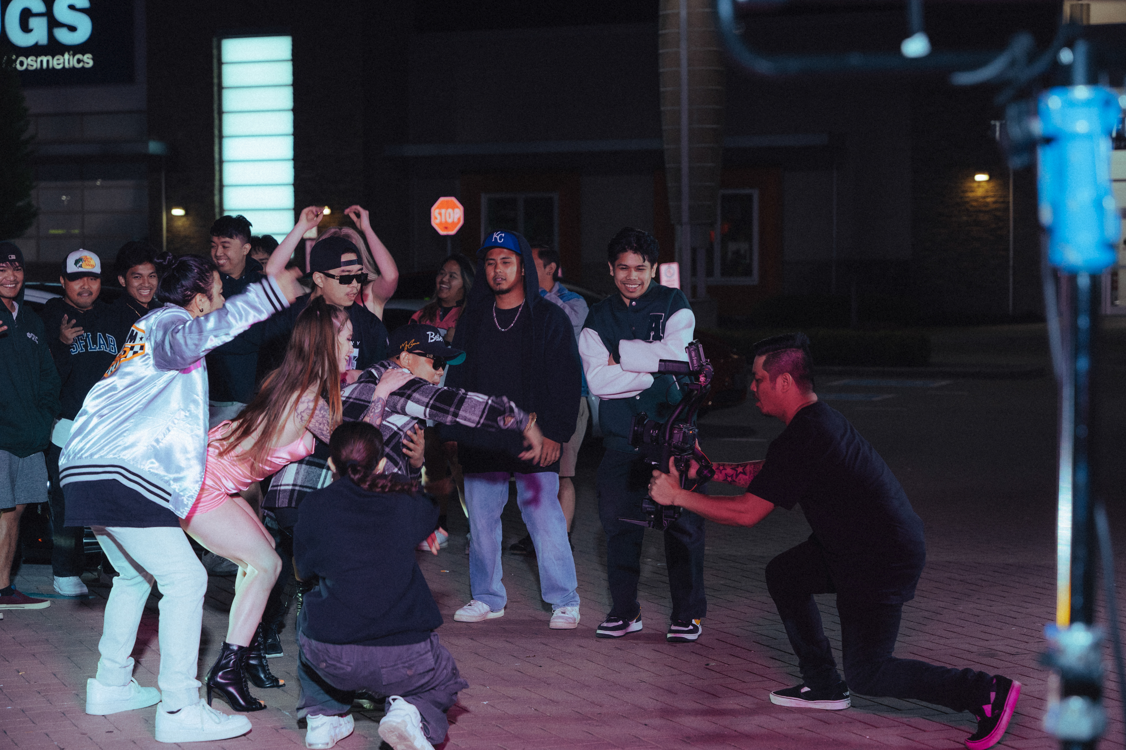 SHAKE THAT | PENNZYY FEAT. CHASE, NIK MAKINO (2023)