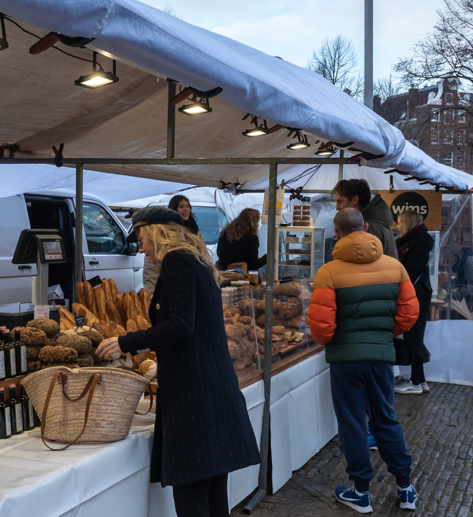 P1068180 Noordermarkt - Fresh Bread