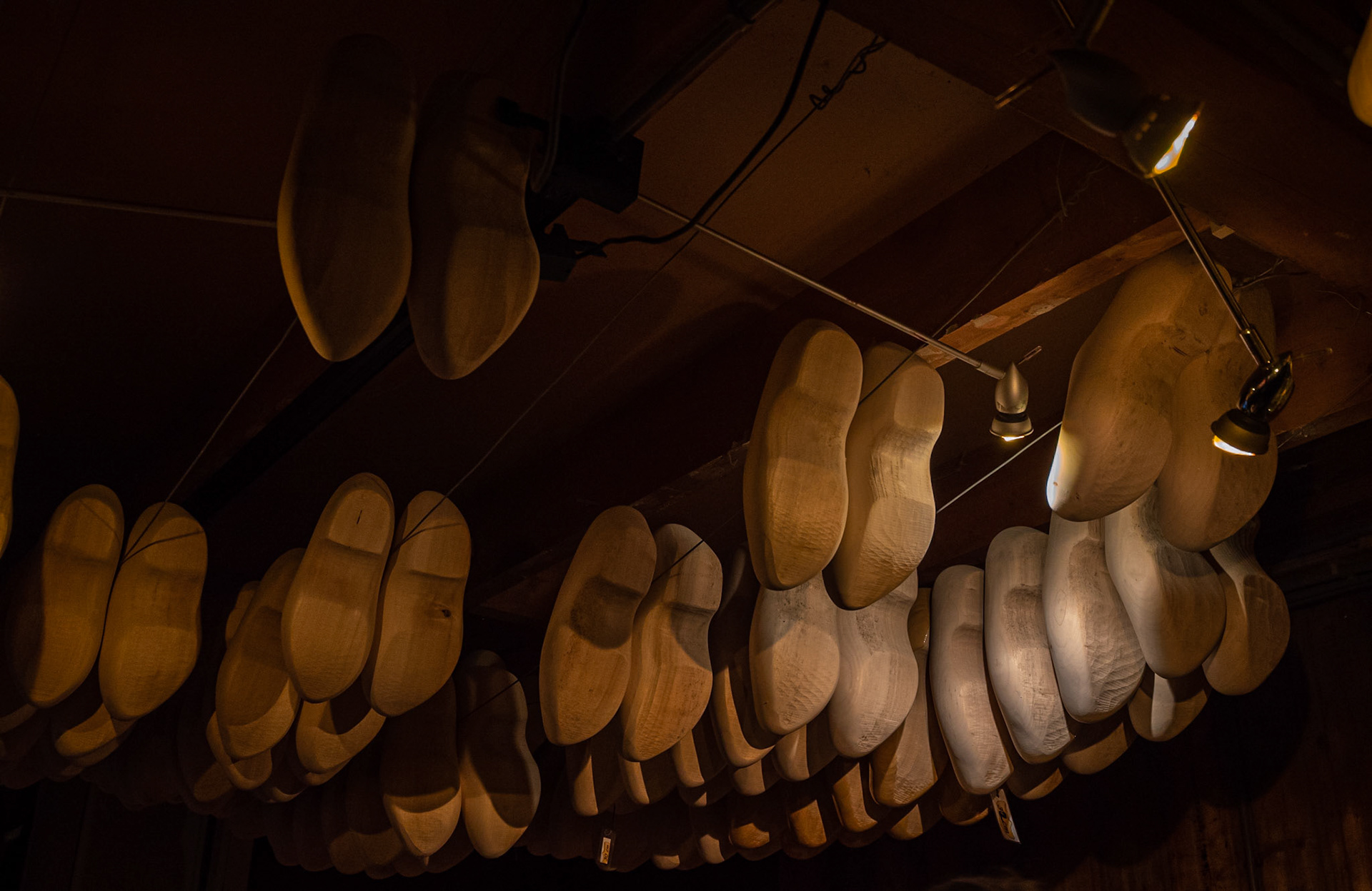 P1068492 Volendam Wooden Shoe Factory
