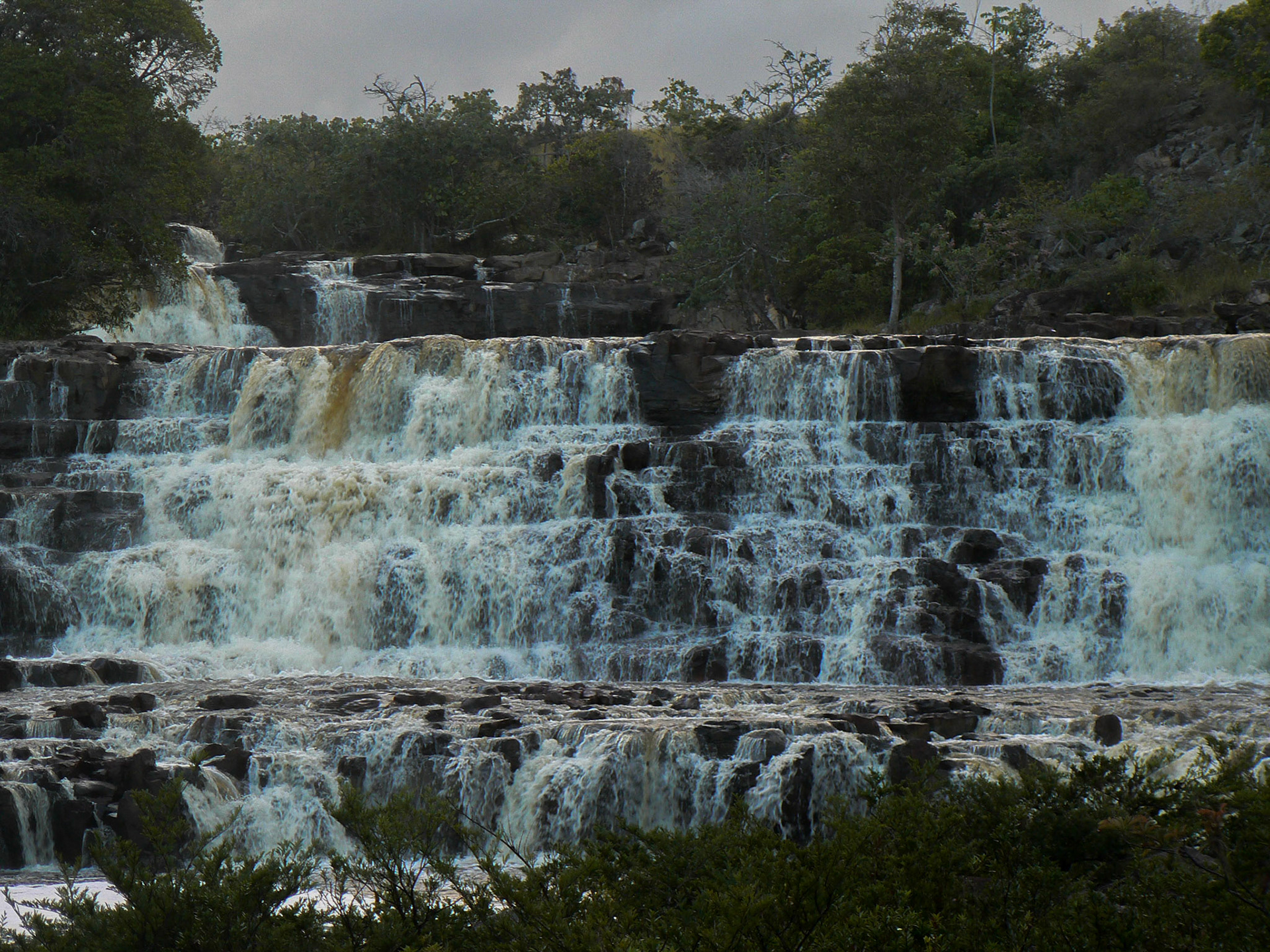 P1040998 Orinduik Falls